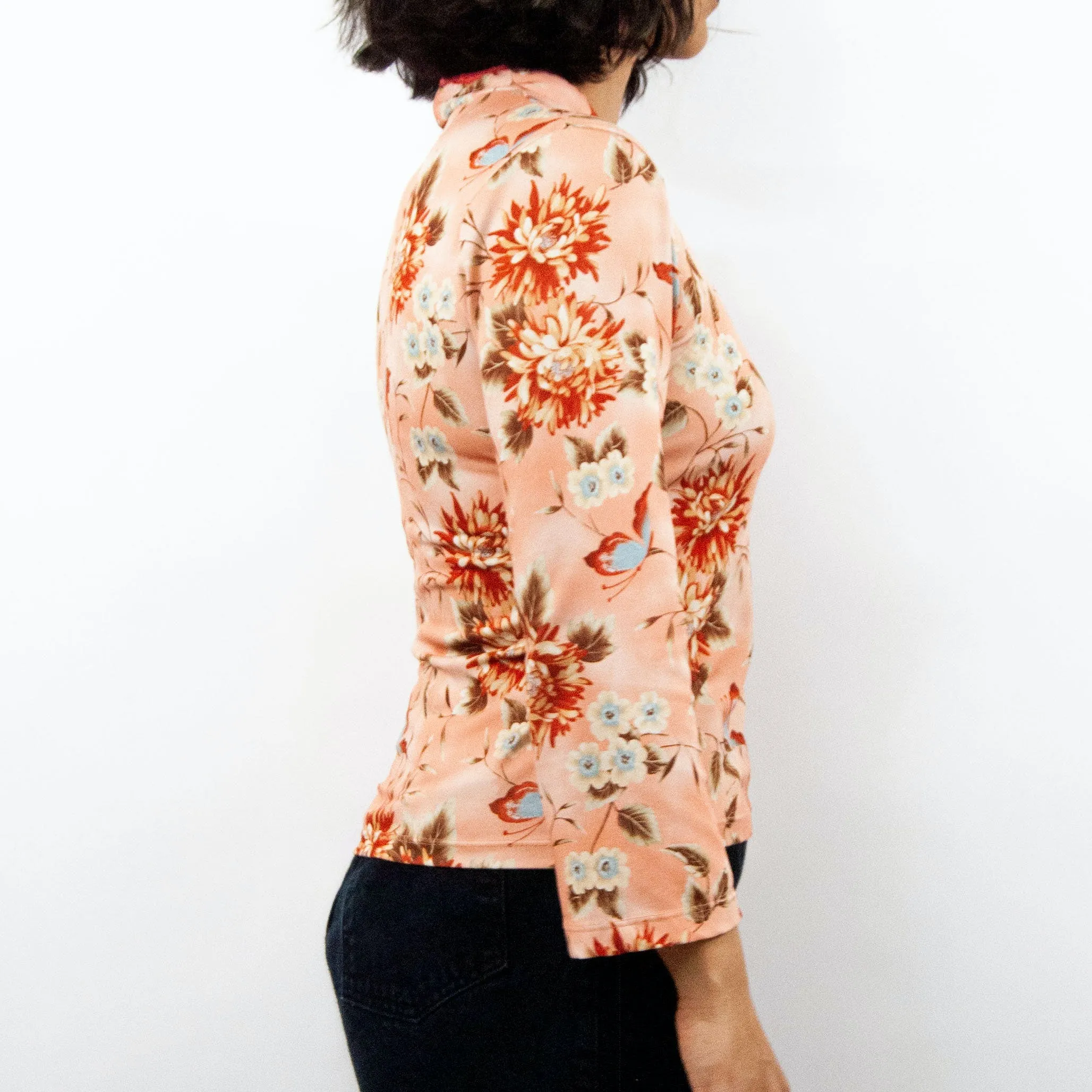 00's Cheongsam Floral Blouse  by Ellemenno