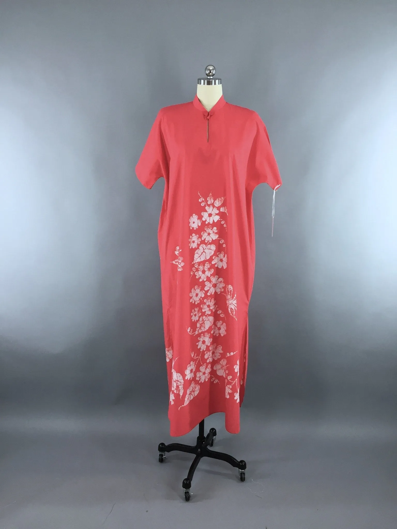 1960s Vintage Bette of Jamaica Pink Butterfly Batik Caftan Dress