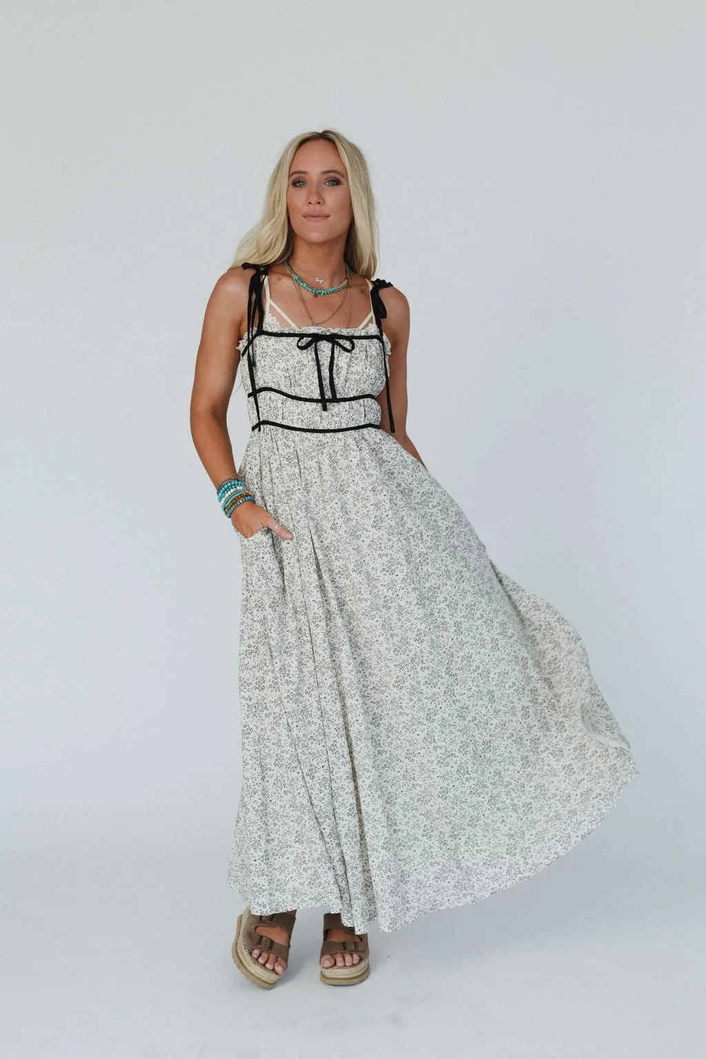 Aisha Floral Maxi Dress - Cream