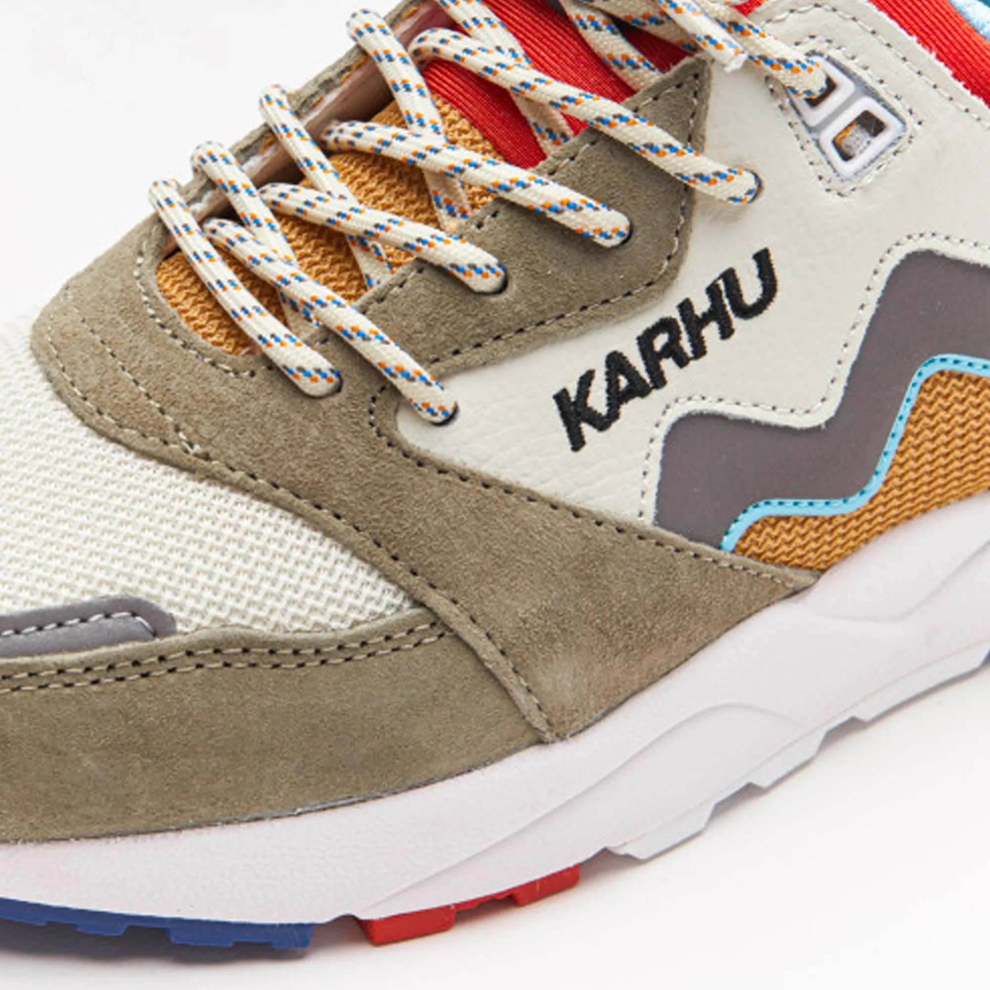 Karhu Mens Aria 95 Shoes