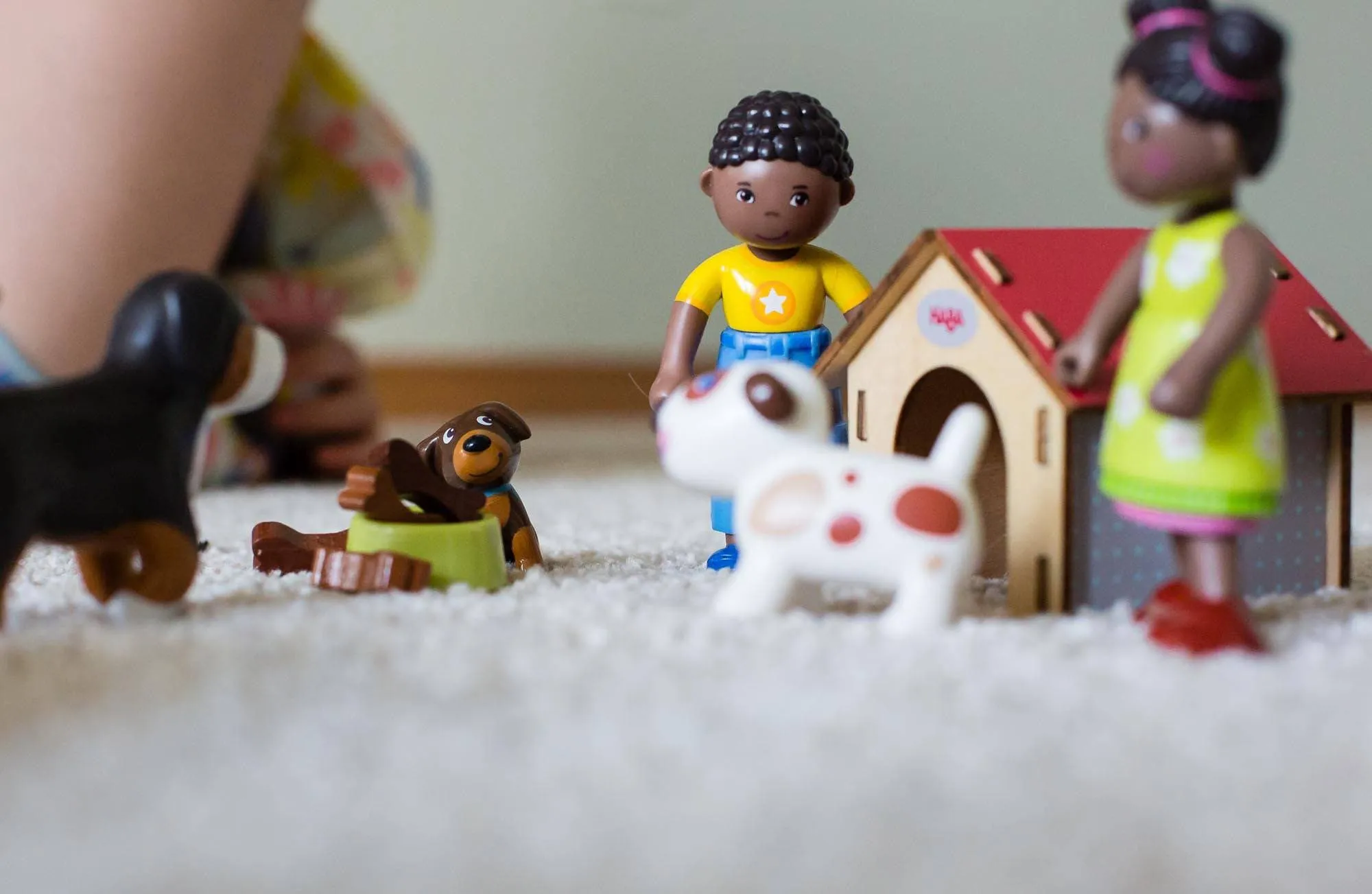 Little Friends Dog Lucky with Doghouse